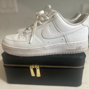 White Air Force 1's Size 8.5 Mens